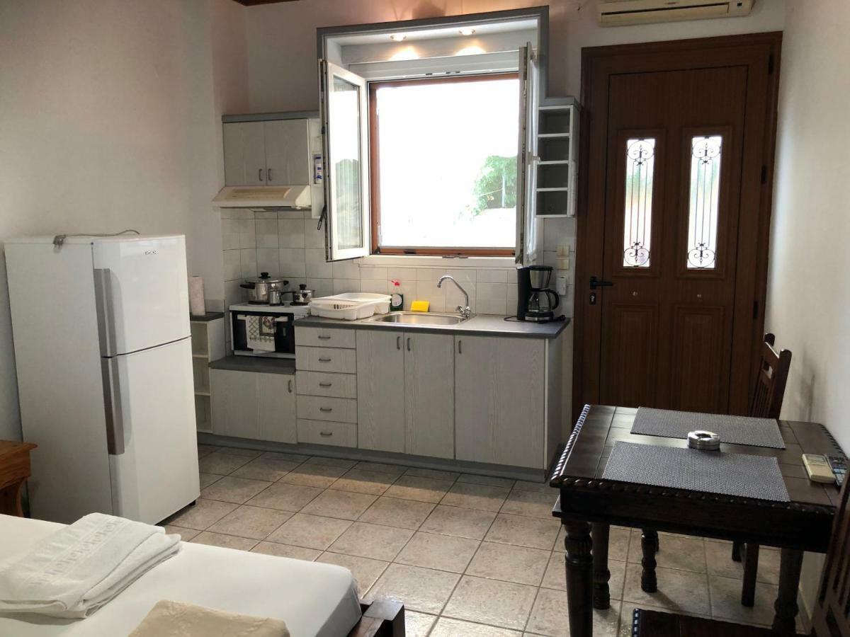 Mythos Suites-Hermes Apartment Methoni  Eksteriør billede